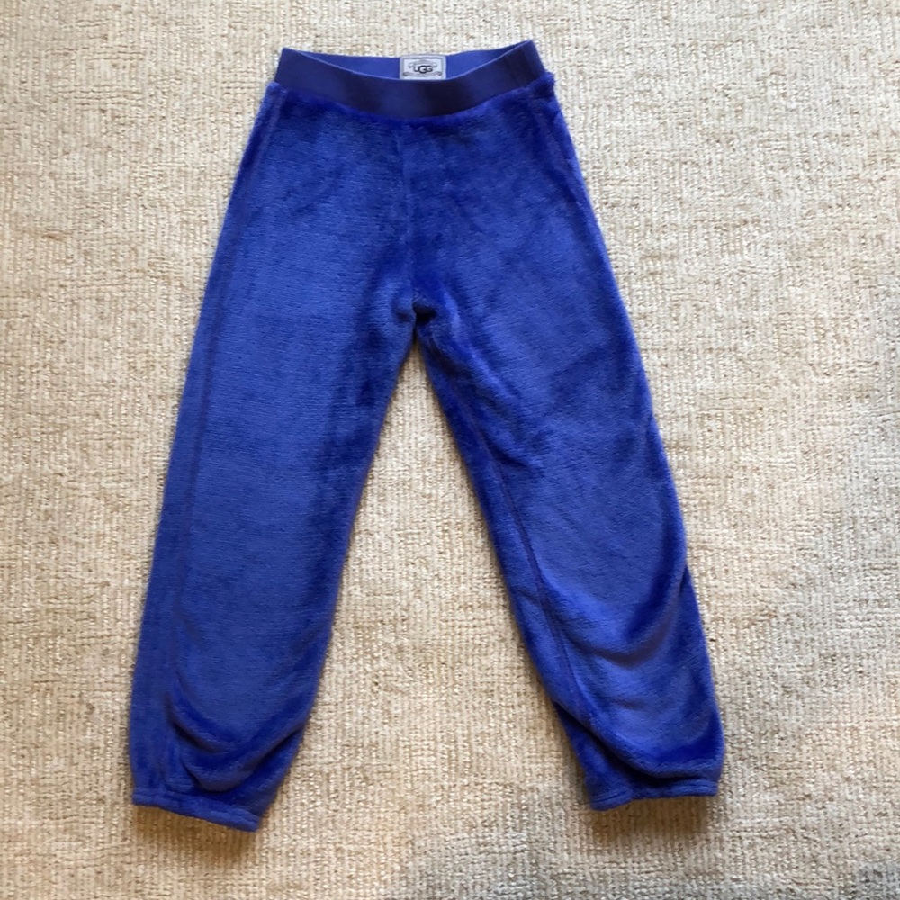 Girls Ugg pants